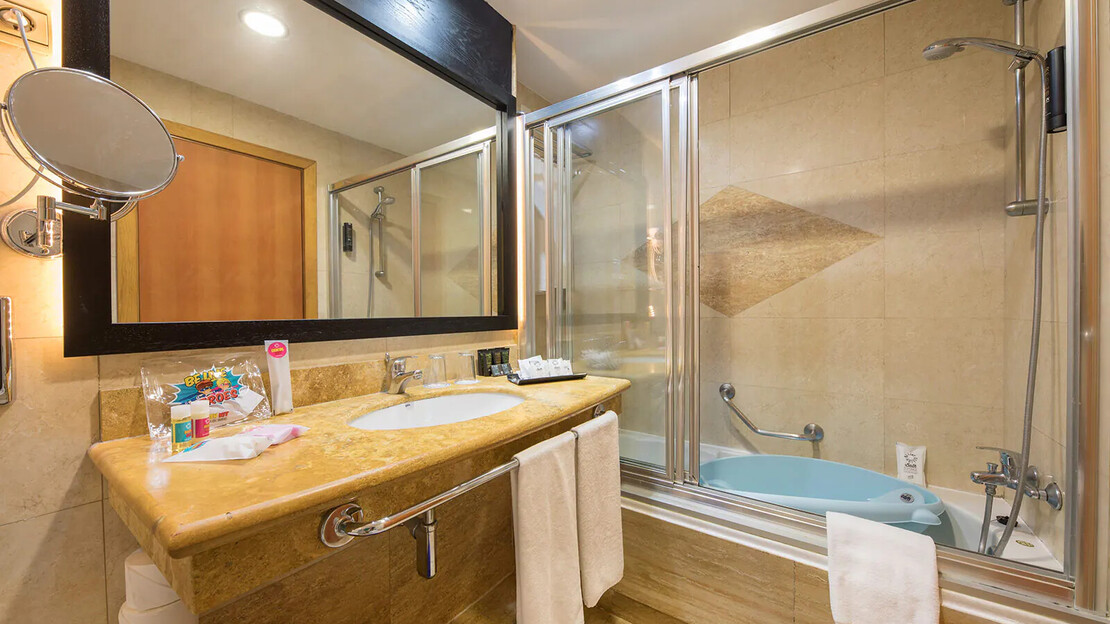 Be Live Experience La Niña